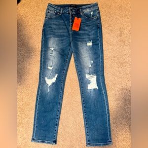 NWT Risen Mid Rise Button Fly Vintage Skinny Jeans Sz 11/30